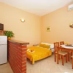 Апартаменты By The Sea Zaton, Zadar - 15917 *